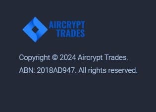 Aircrypt Tradesの公式サイトフッターに表示されたオーストラリア企業登録局(ABN: 2018AD947)の番号