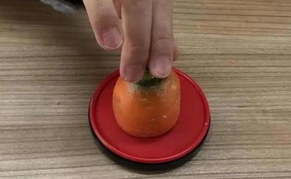 刻俩萝卜章竟骗了300亿?萝卜章当事人被判无期徒刑!