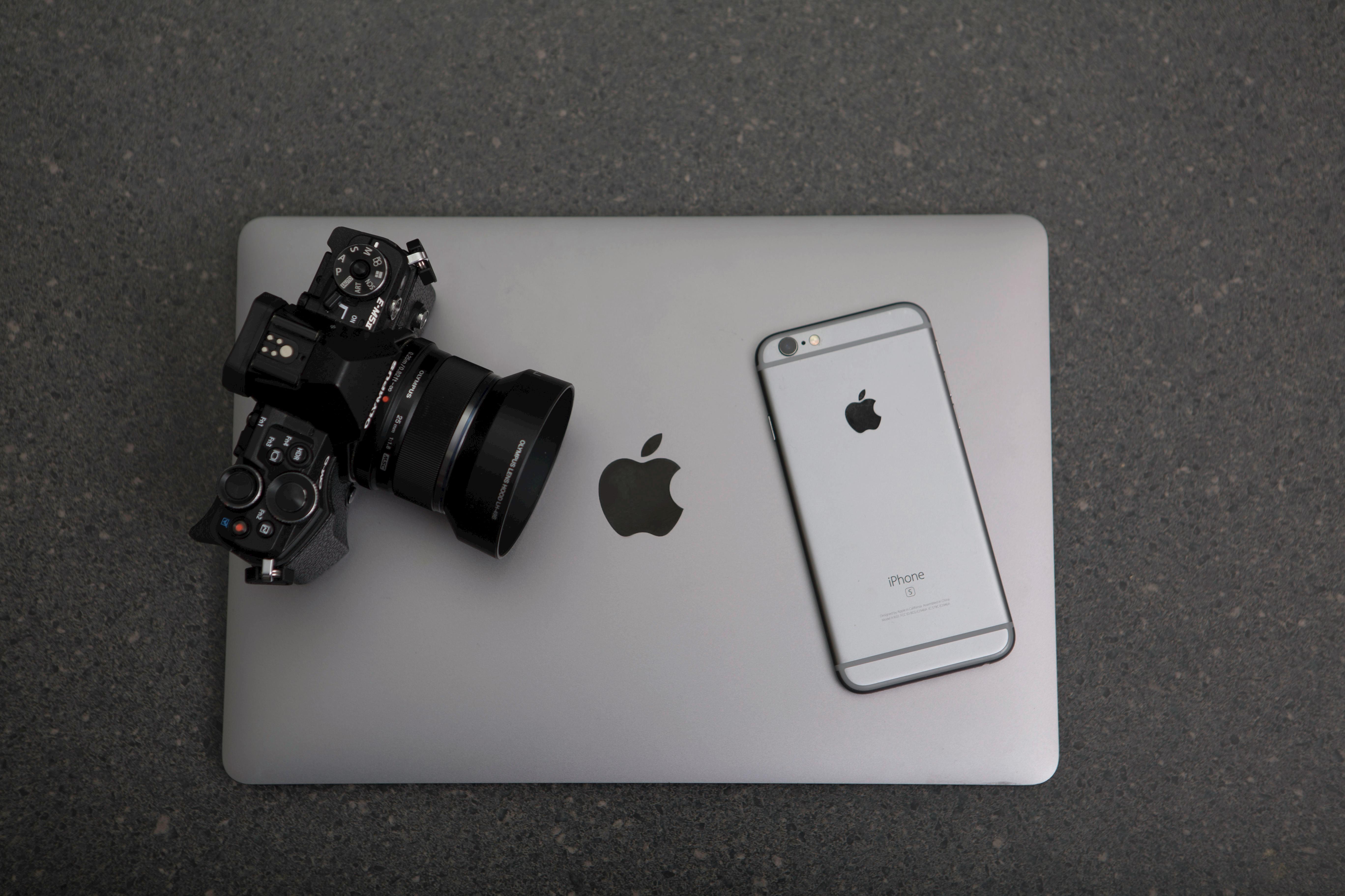 Cook announces Apple's Vision Pro headset to launch in China this year.