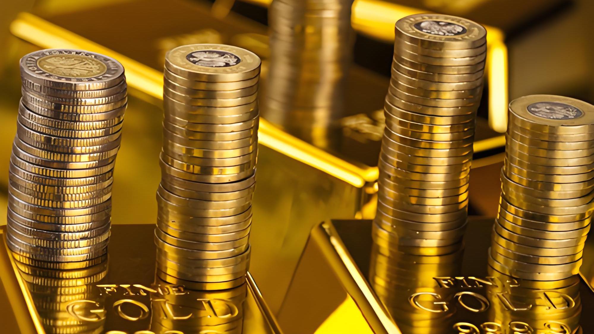 Strong U.S. labor data boosts the dollar, slightly pressuring gold as a December rate cut looms.